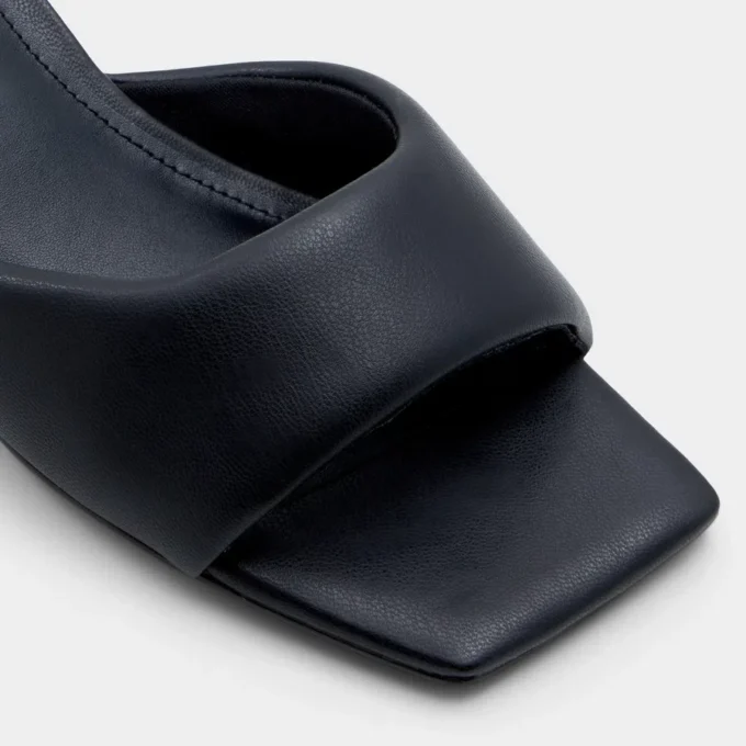 Aneka Heeled mule, Block heel