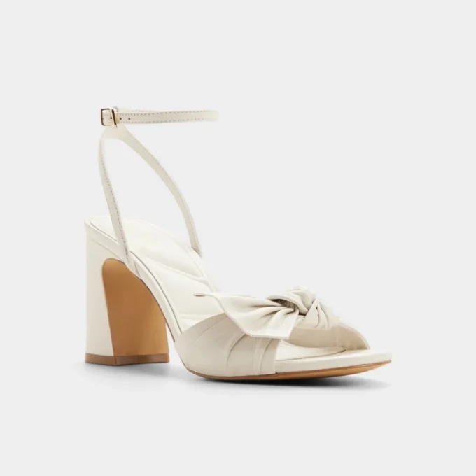 Angelknot Strappy block heeled sandal
