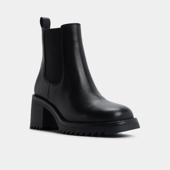 Anneliese Chelsea boot, Lug sole