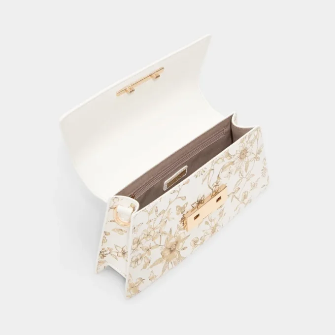 Evanthiaa Top handle bag
