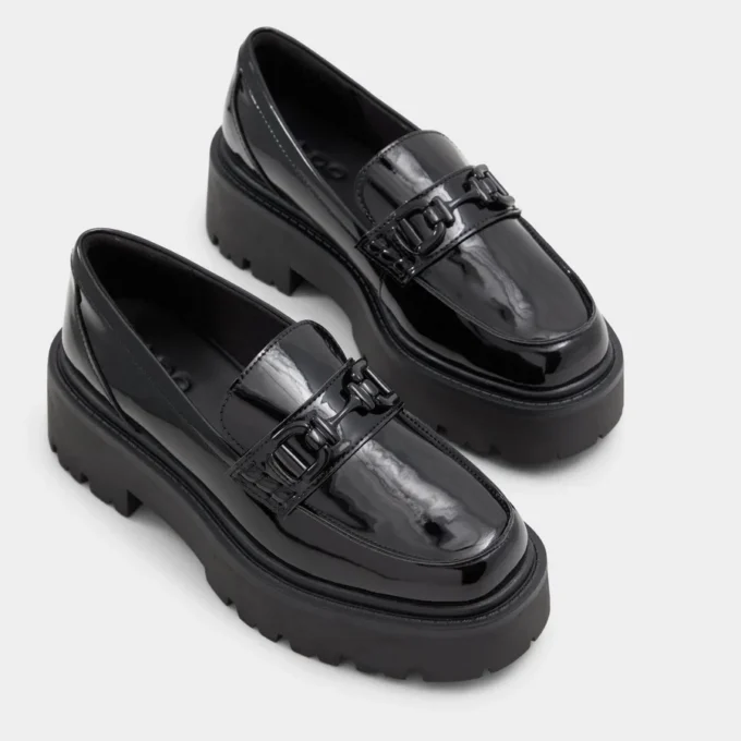 Oneameth Loafer, Lug sole