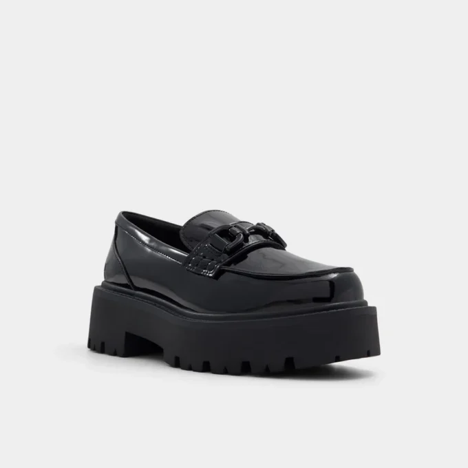 Oneameth Loafer, Lug sole