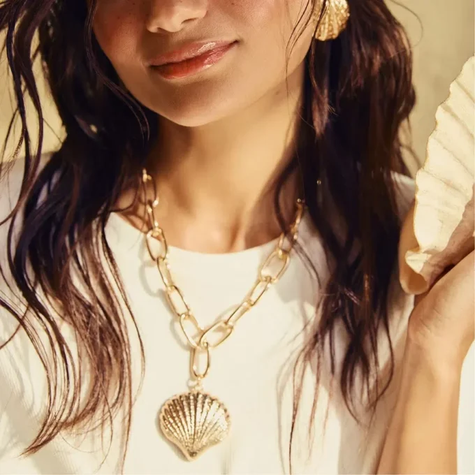 Sirenne Necklace