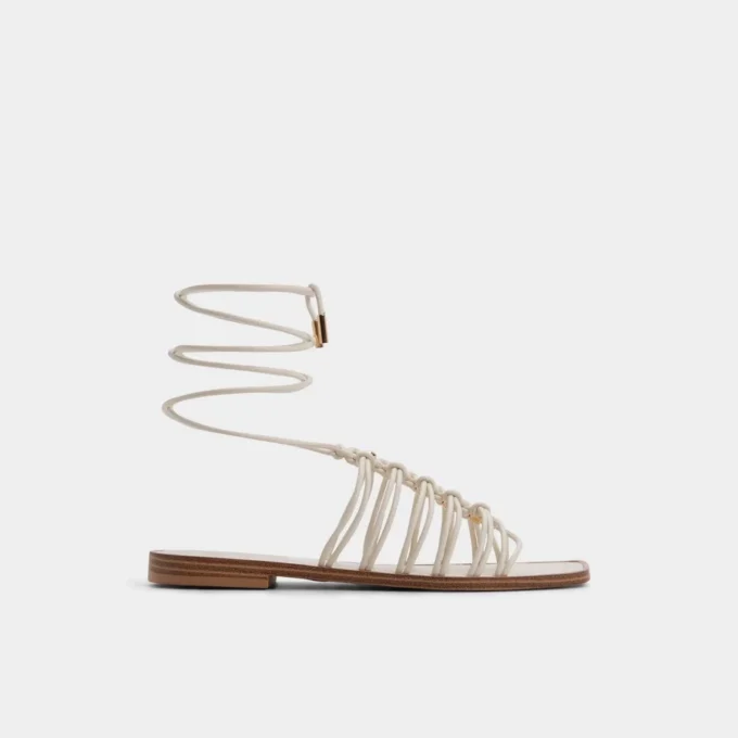 Unoma Strappy flat sandal Unoma Strappy flat sandal